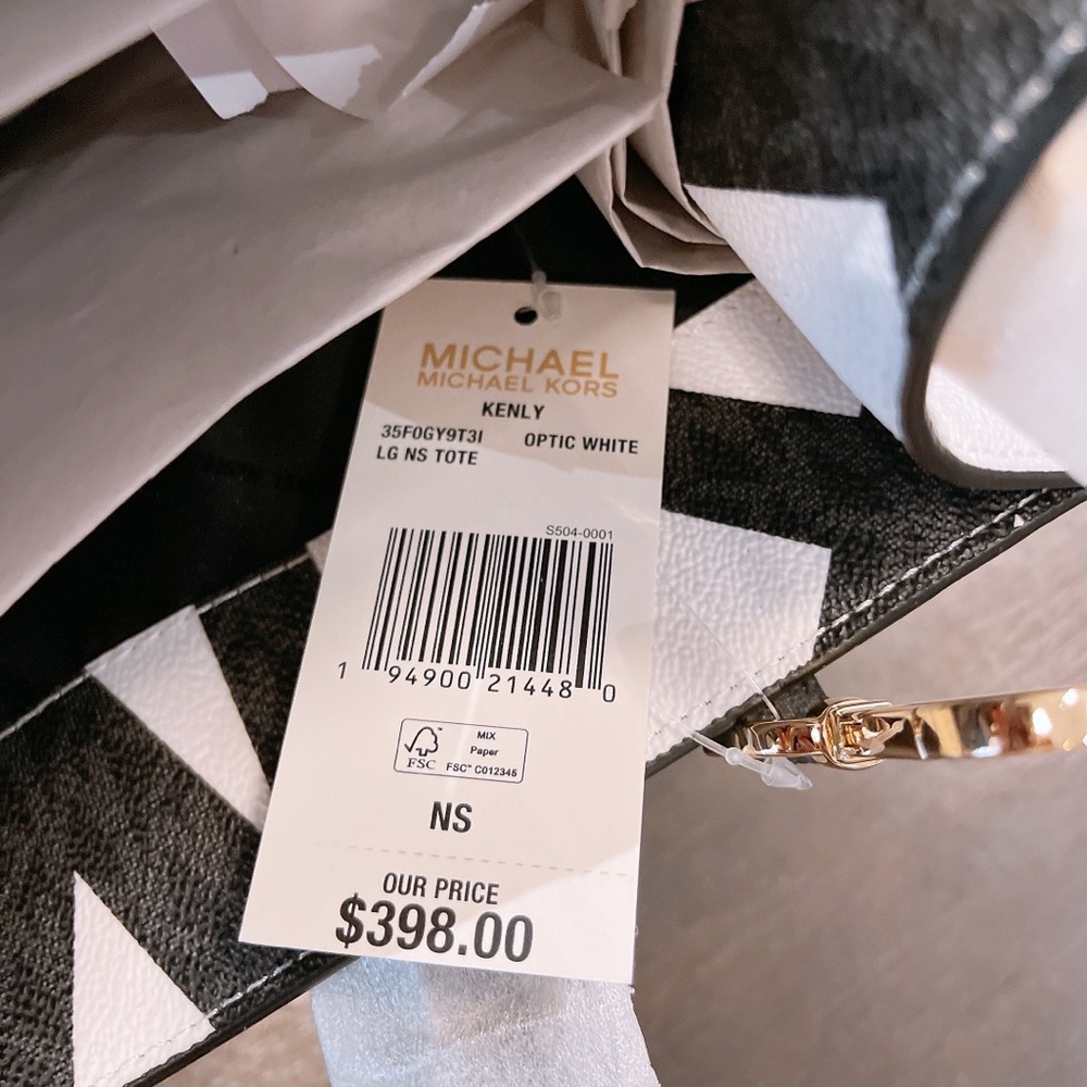 Michael Kors Kenly Large NS Tote - Picture 9 of 11